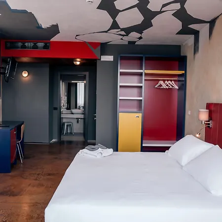 K Modern Hotel