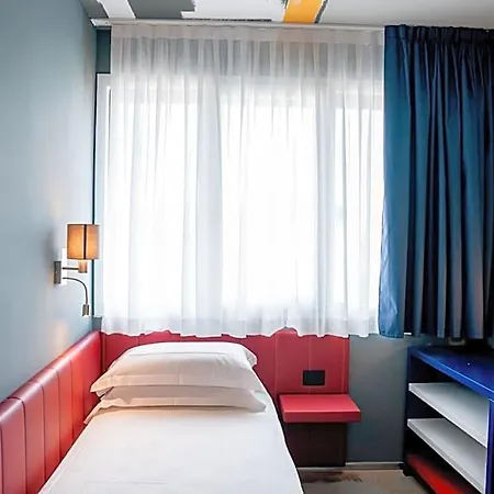 K Modern Hotel