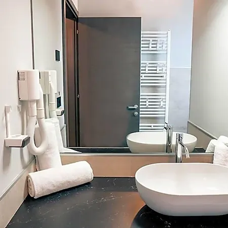 K Modern Hotel