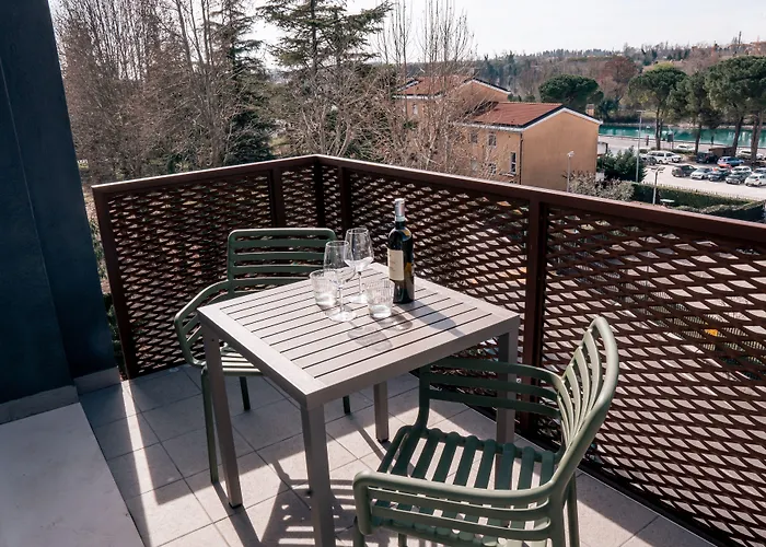 K Modern 3* 페스키에라델가르다